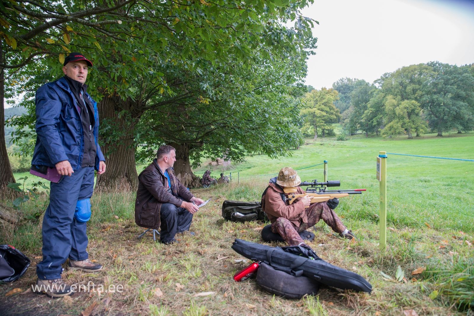 103 Shooting Andy Calpin EN